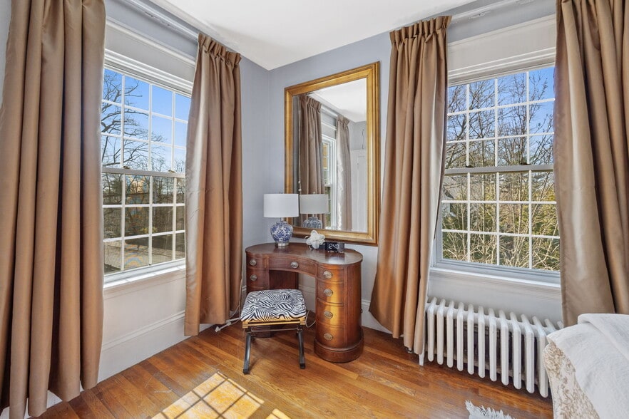 More Photos Of 76 Cottage St, New Bedford Multifamily For Sale