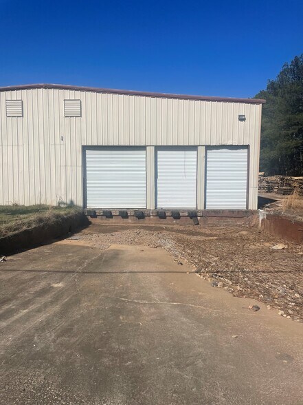 More Photos Of 102 Conners Rd, Villa Rica Warehouse For Sale