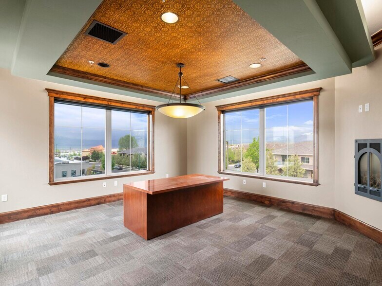 More Photos Of 811-867 N 900 W, Orem Office For Sale