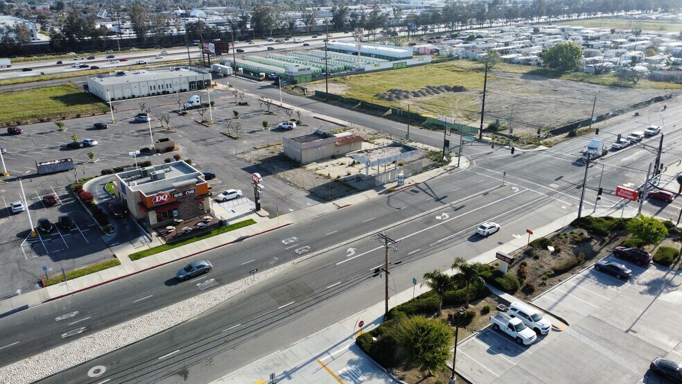 More Photos Of 18509 Valley Blvd, Bloomington Convenience Store For Lease