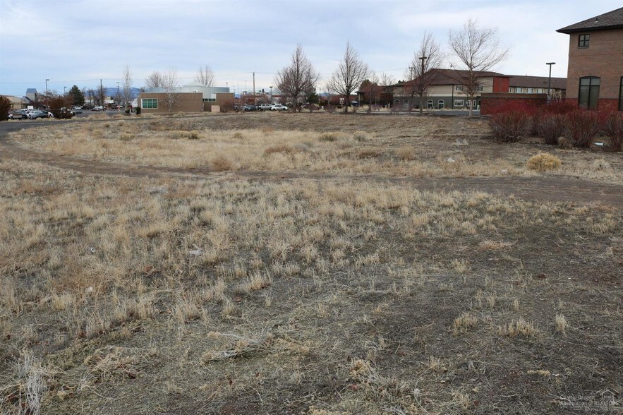 More Photos Of 1760-1780 SW Umatilla Ave, Redmond Land For Sale