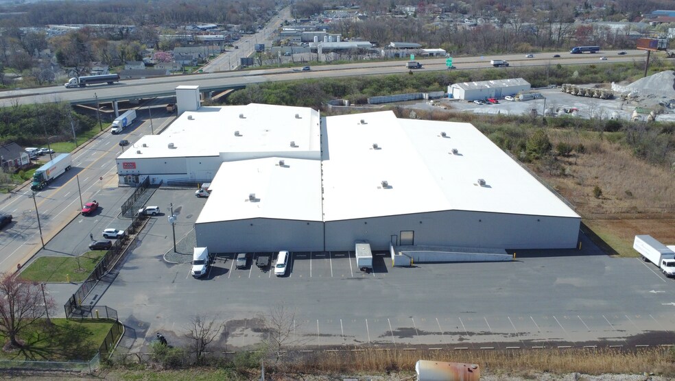 More Photos Of 4093 New Castle Ave, New Castle Self Storage For Sale