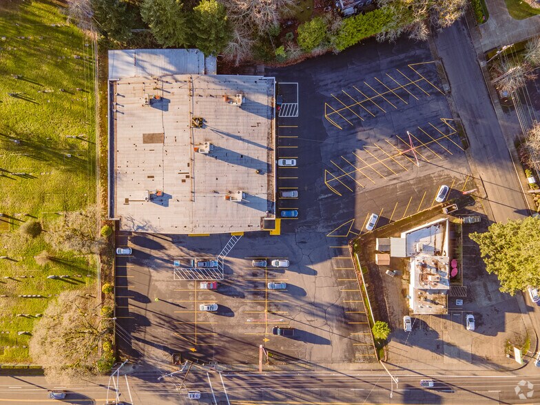 More Photos Of 2945 Liberty Rd S, Salem Freestanding For Lease