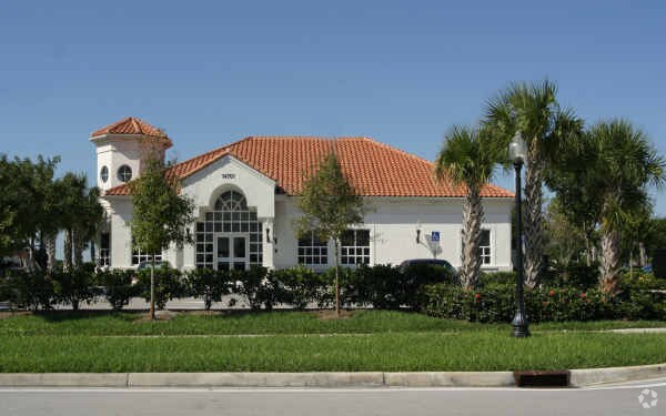 More Photos Of 18499 Miramar Pky, Miramar Bank For Sale