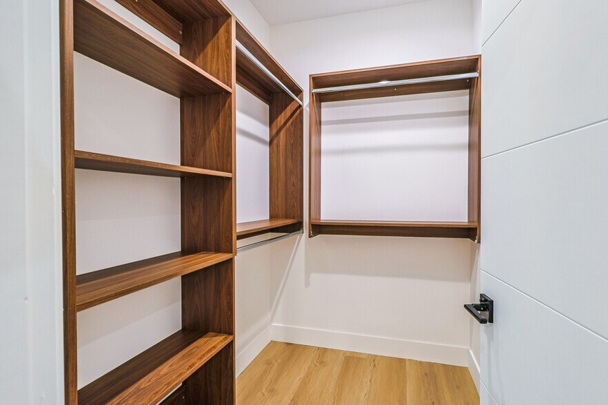 More Photos Of 4842 W 17th St, Los Angeles Apartments For Sale