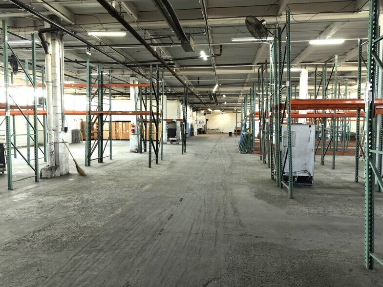 More Photos Of 104-20 Dunkirk St, Jamaica Warehouse For Sale