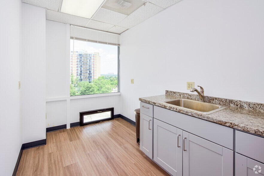 Photo of 6th Floor Ste 602