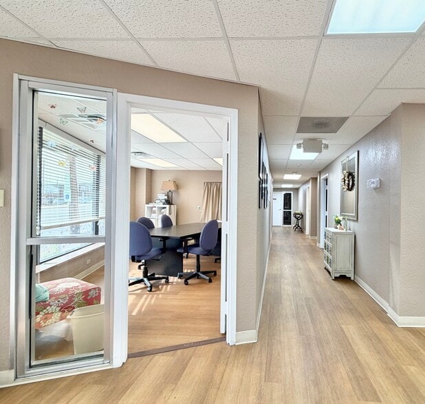 More Photos Of 1330 Mercer St, Princeton Office For Sale