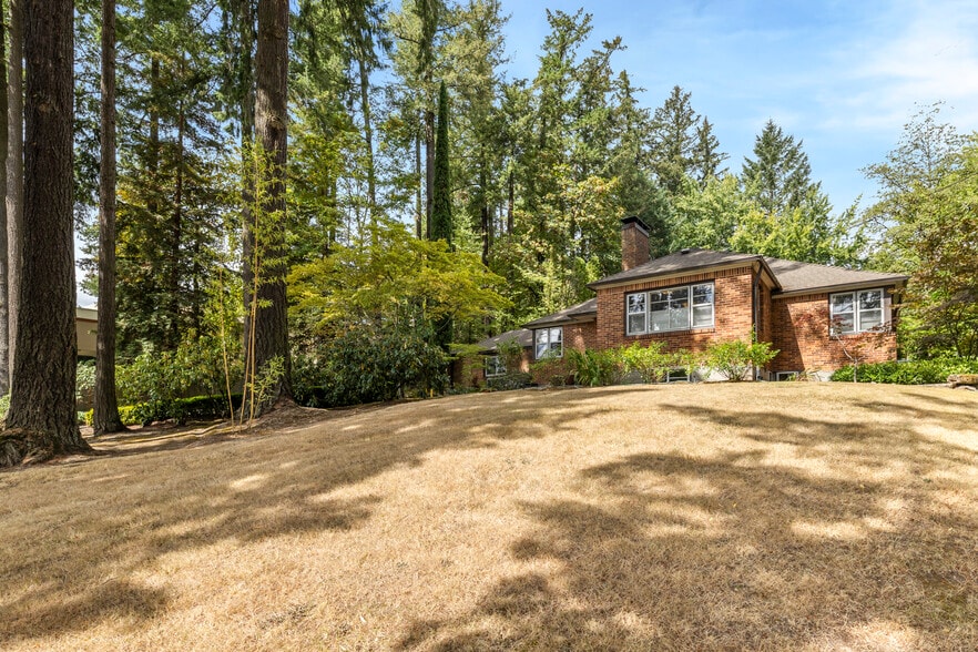 More Photos Of 7303 SW Beaverton Hillsdale Hwy, Portland Medical For Sale