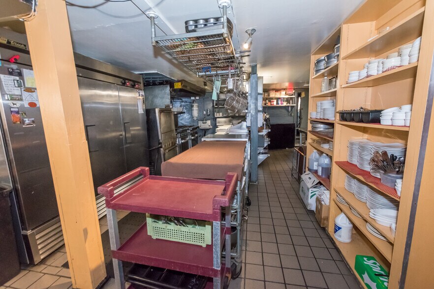 More Photos Of 35 Main St, Bisbee Restaurant For Sale