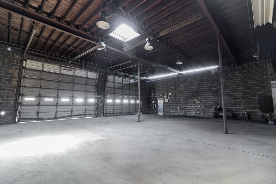 More Photos Of 487 Allens, Providence Land For Lease