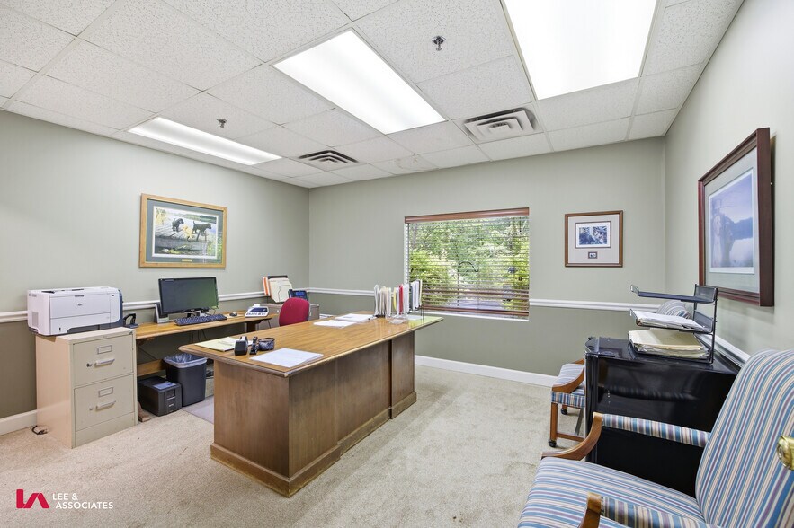 More Photos Of 101 Conyers Industrial Dr, Cartersville Warehouse For Sale
