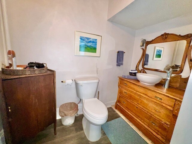 More Photos Of 301 S 3rd St, Raton Hospitality For Sale