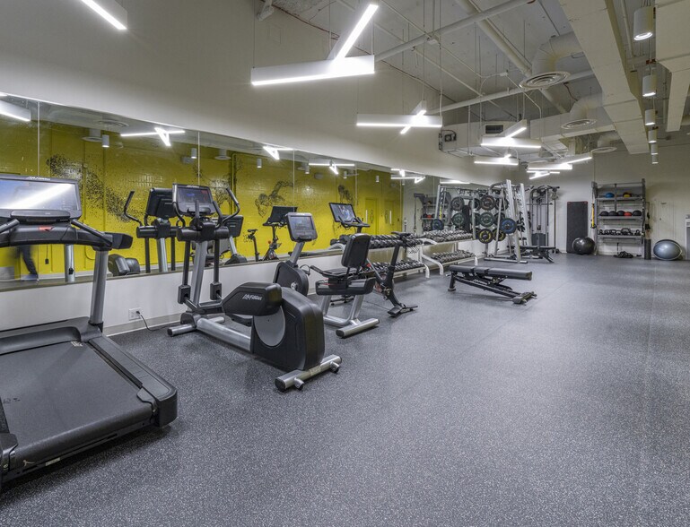 More Photos Of 1120 112th Ave NE, Bellevue Office For Lease