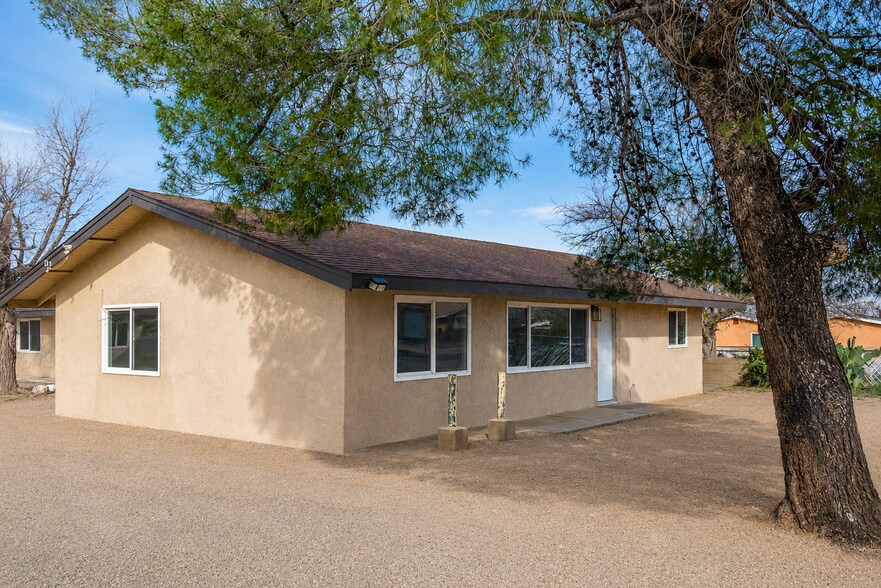 More Photos Of 16012-16020 Juniper St, Hesperia Assisted Living For Lease