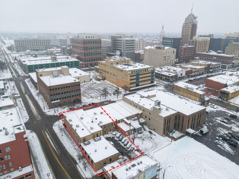 More Photos Of 329-337 S Washington Sq, Lansing Apartments For Sale
