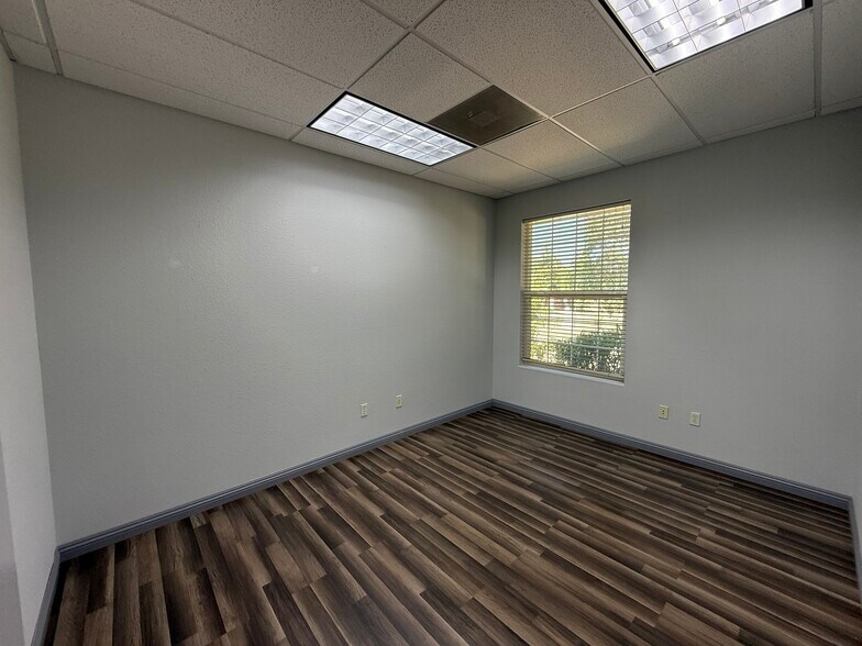 More Photos Of 1415 Victor Ave, Redding Office For Lease