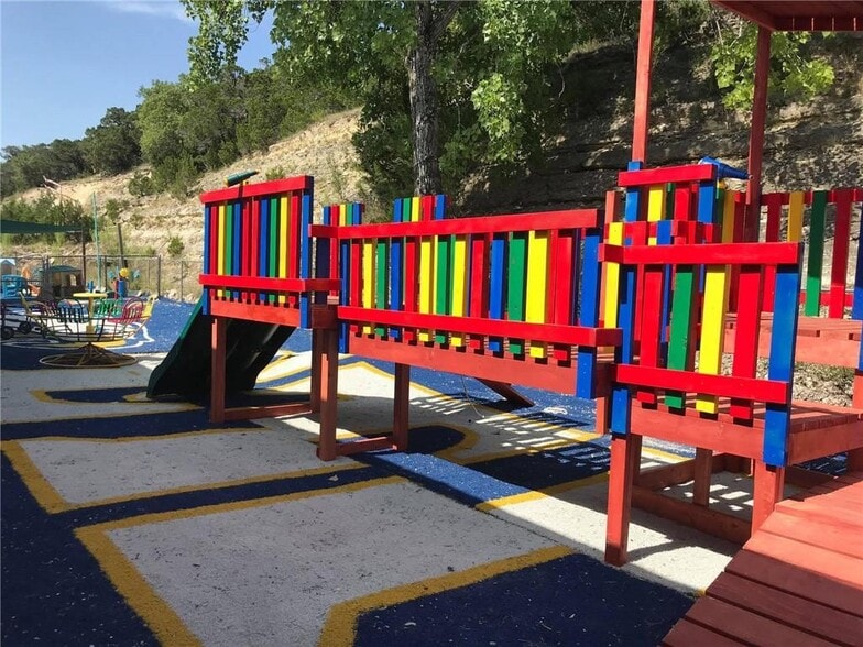 More Photos Of 130 Charter Oak Dr, Canyon Lake Daycare Center For Lease