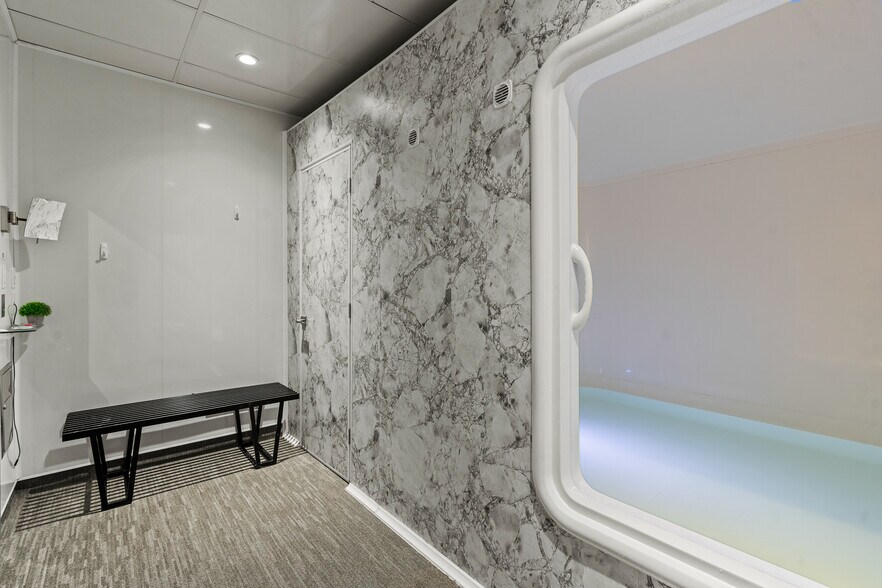 More Photos Of 539 Harkle Rd, Santa Fe Medical For Sale