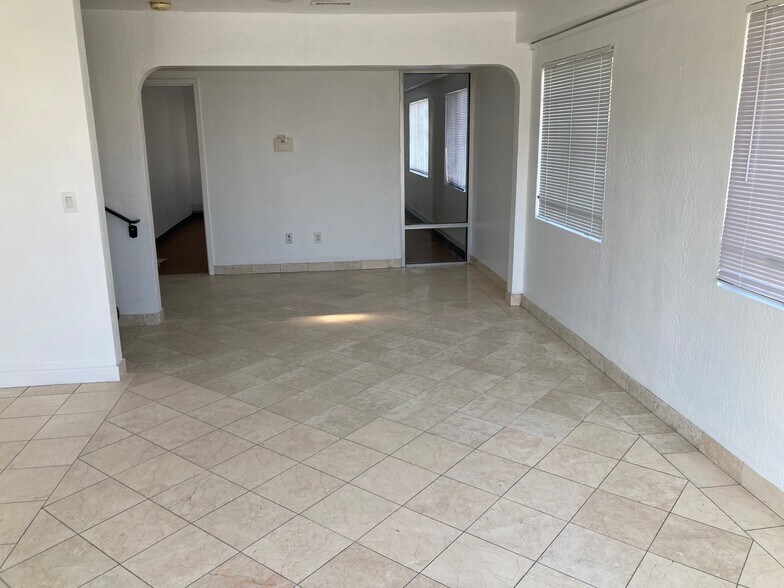 More Photos Of 2196 American Ave, Hayward Warehouse For Lease