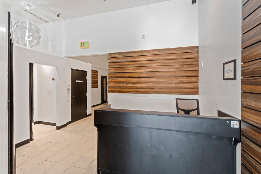 More Photos Of 5148-5152 Lankershim Blvd, North Hollywood Storefront For Sale