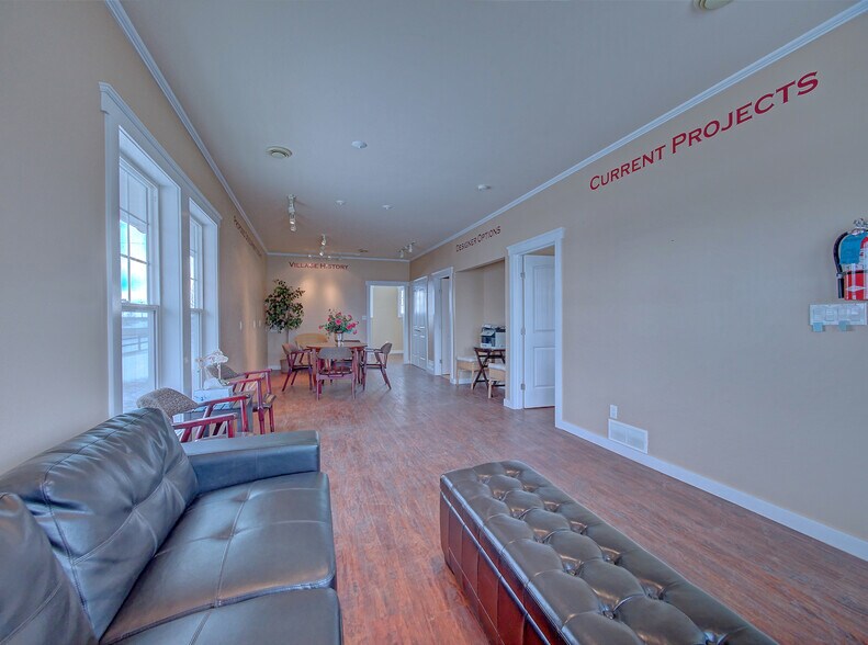 More Photos Of 5015 50 St, Chipman General Retail For Sale