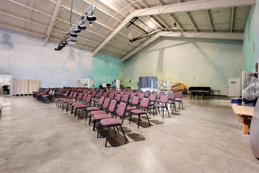 More Photos Of 1455 Willow Creek Rd, Prescott Religious Facility For Sale