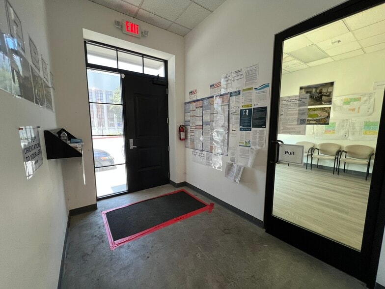 More Photos Of 450 S Raymond Ave, Pasadena Warehouse For Sale