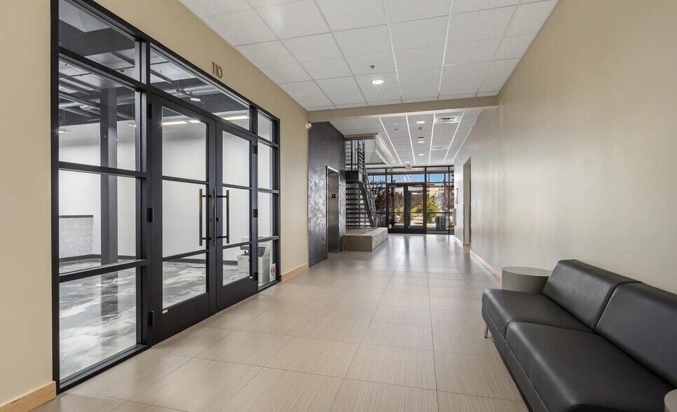 Primary Photo Of 2501 E State Ave, Meridian Office For Sale