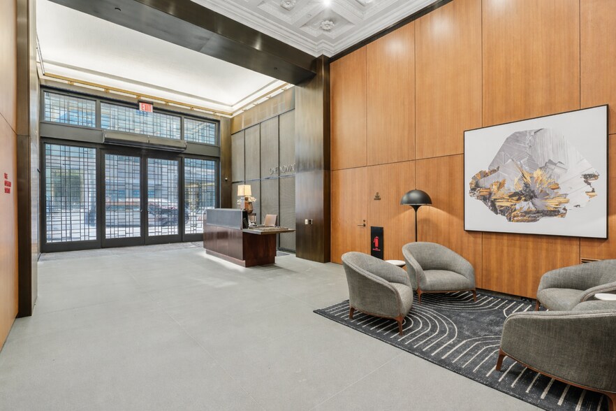 More Photos Of 875 Avenue of the Americas, New York Loft Creative Space For Lease