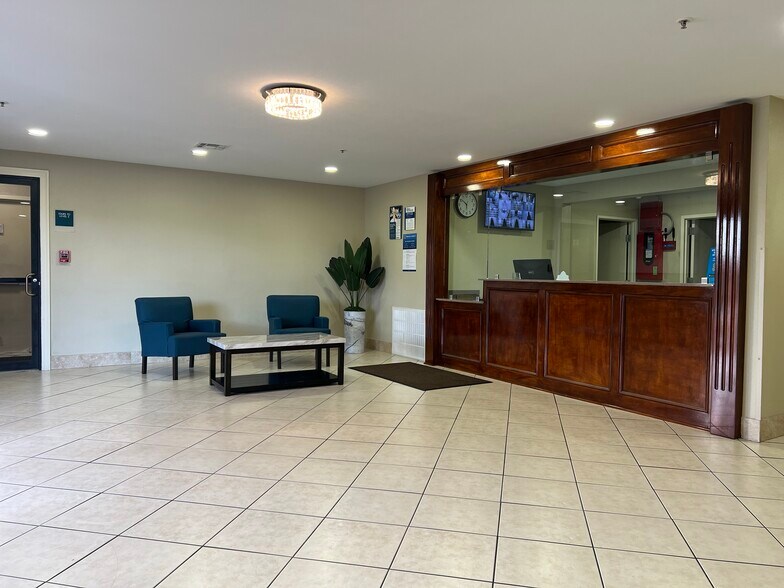 More Photos Of 125 Dixie Ave, Houma Hotel For Sale
