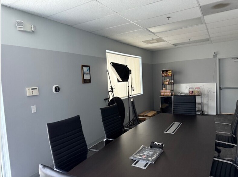 More Photos Of 5051 NW 13th Ave, Pompano Beach Light Distribution For Lease