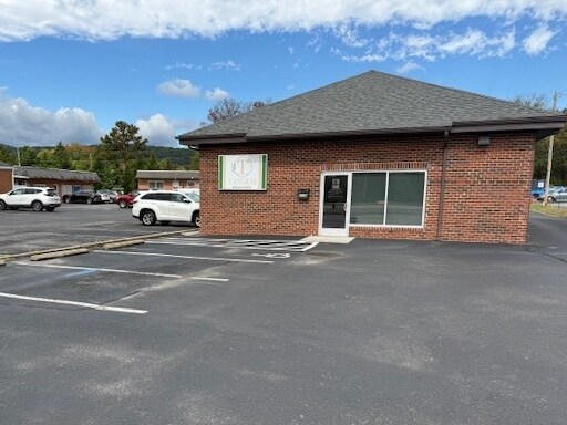 More Photos Of 6334 Peters Creek Rd, Roanoke Office For Lease
