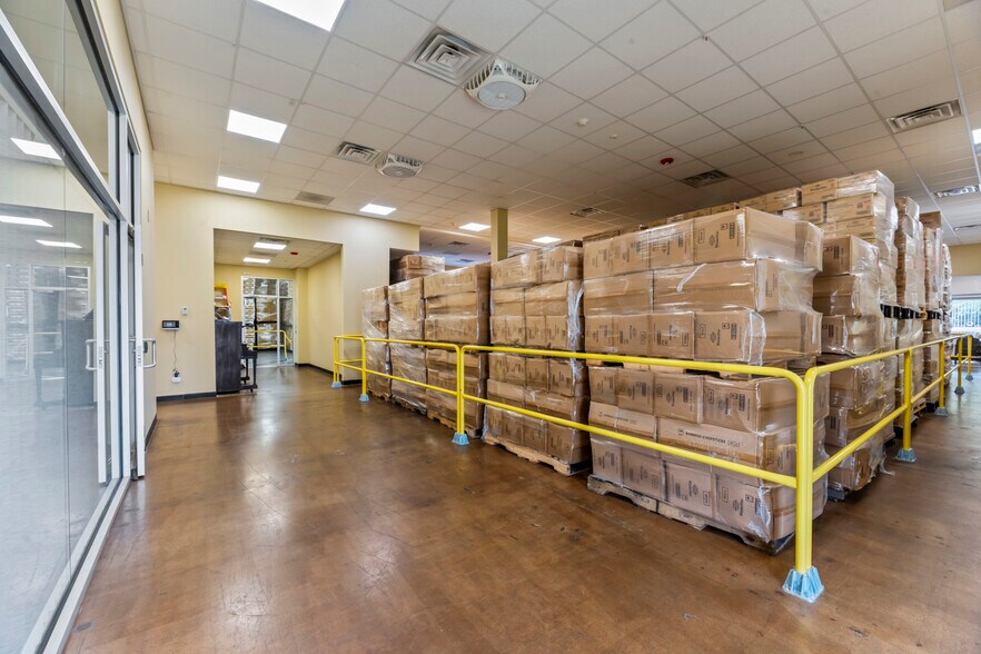 More Photos Of 154 Tices Ln, East Brunswick Manufacturing For Sale