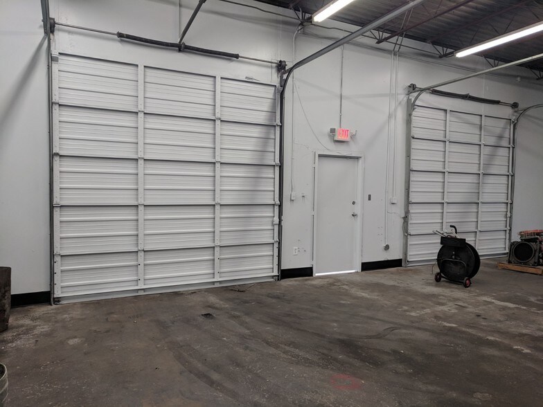 More Photos Of 7504 Boulevard 26, North Richland Hills Health Club For Lease