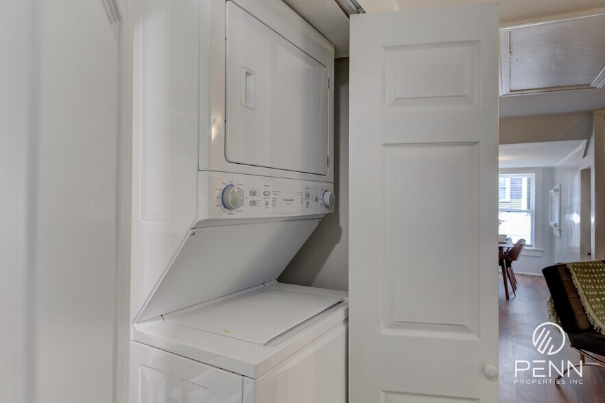More Photos Of 2033 Young Ave, Memphis Multifamily For Sale