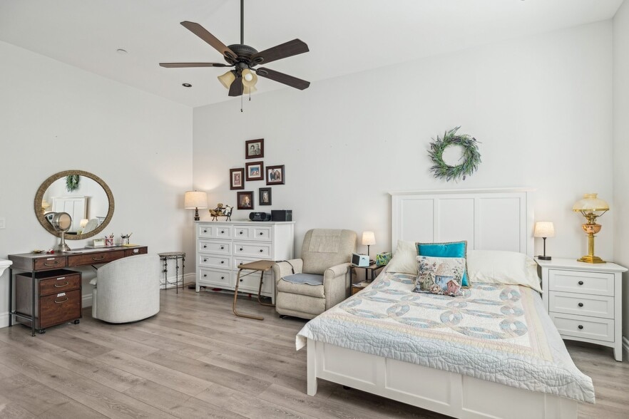 More Photos Of 24832 N 91st Ave, Peoria Healthcare For Sale