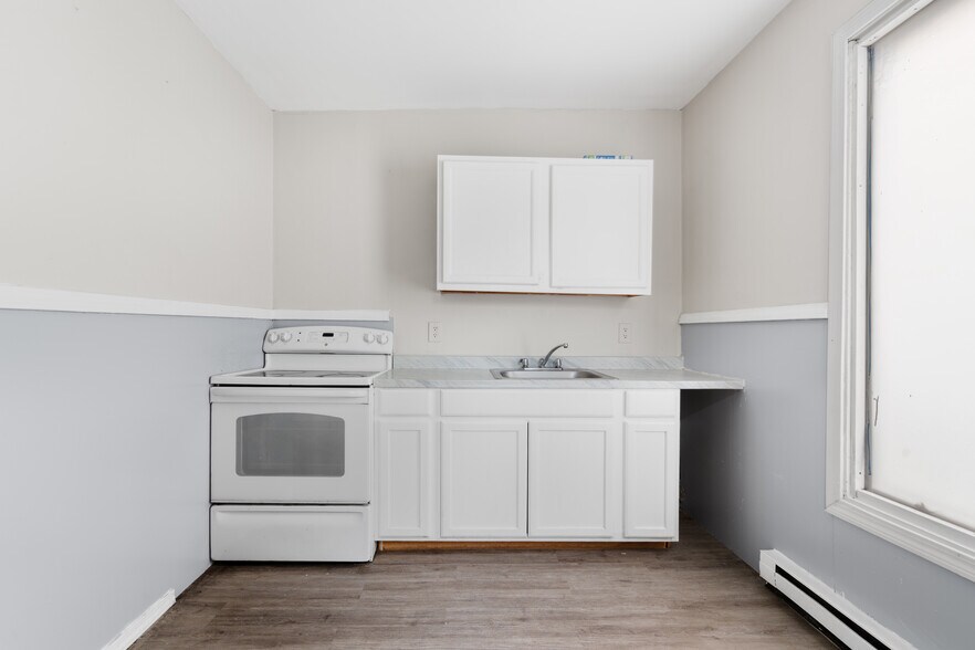 More Photos Of 135 Prospect St, Waterbury Apartments For Sale