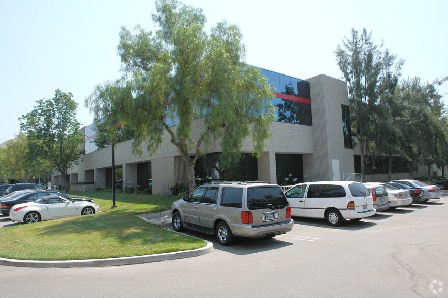 More Photos Of 26610 Agoura Rd, Calabasas Research And Development For Lease