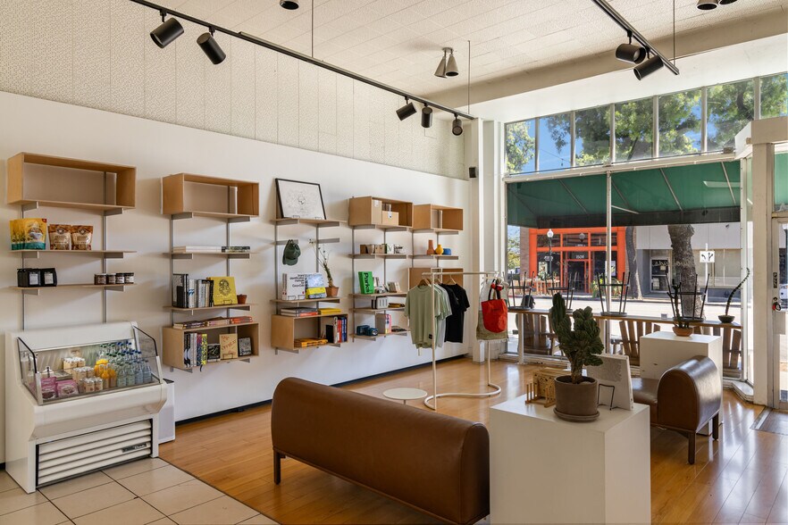 More Photos Of , South Pasadena General Retail For Sale