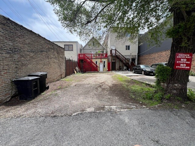 More Photos Of 3614 W Irving Park Rd, Chicago Storefront Retail Residential For Lease
