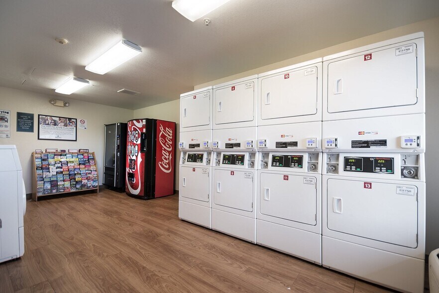 More Photos Of 25104 Pacific Hwy S, Kent Hospitality For Sale