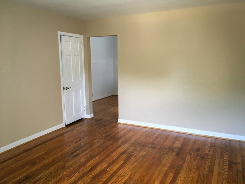 More Photos Of 4344 Kirby Ave, Cincinnati Apartments For Sale