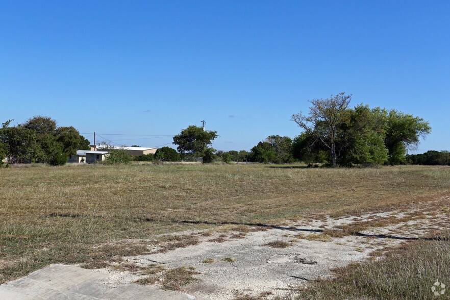 More Photos Of 802 Leander Dr, Leander Land For Sale