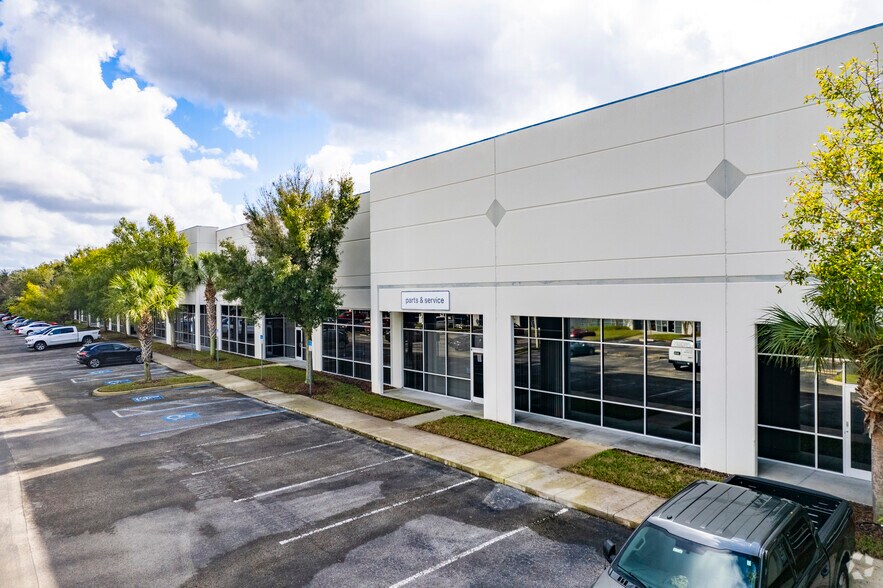 More Photos Of 8600-8655 Elm Fair Blvd, Tampa Unknown For Lease