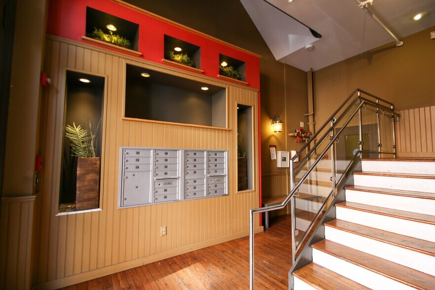 More Photos Of 125 W Saratoga St, Baltimore Apartments For Sale