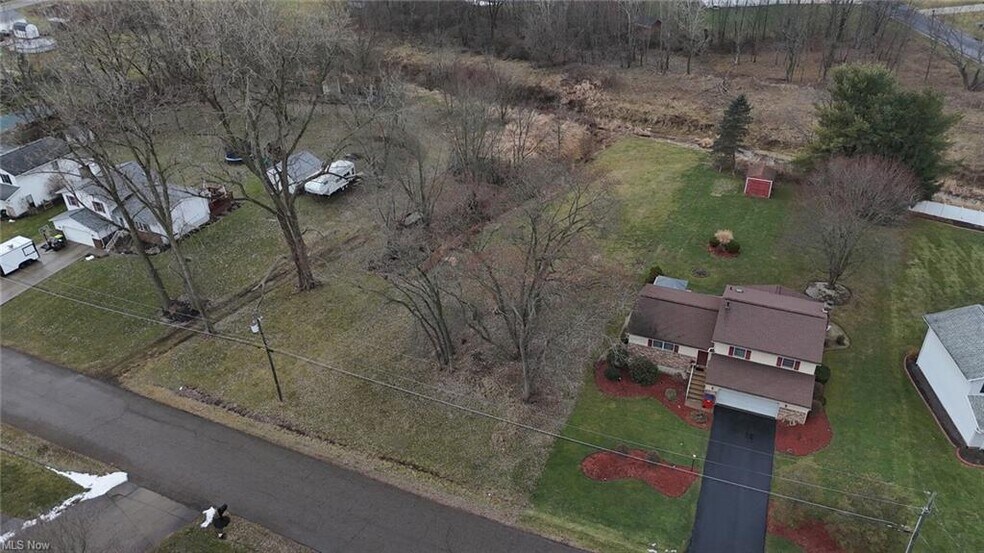 More Photos Of 4707 Eastland NE ave, Louisville Land For Sale