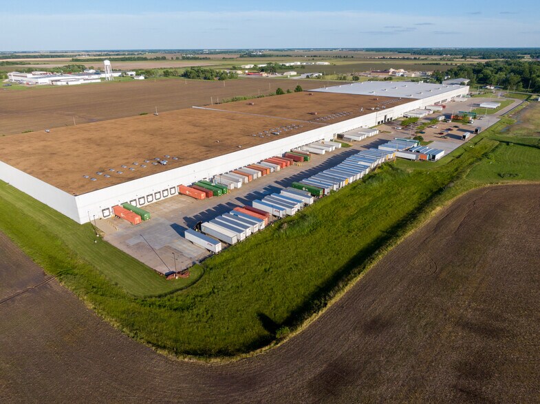 More Photos Of 4655 E Liberty St, Mexico Warehouse For Lease
