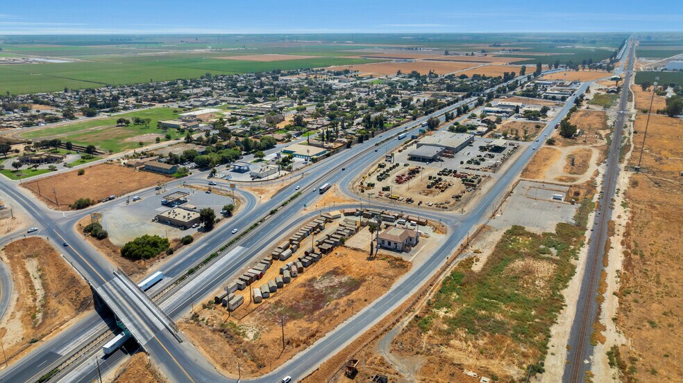 More Photos Of 210-284 N Burnett Rd, Tipton Land For Sale