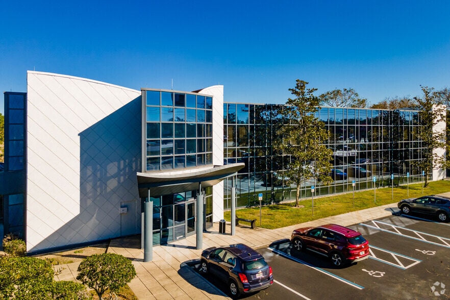 Primary Photo Of 35095 US Hwy 19, Palm Harbor Office For Lease